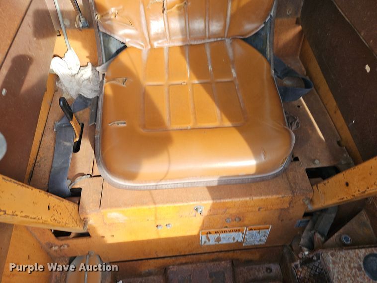 image for item EI8466 1994 Case 1838 skid steer loader