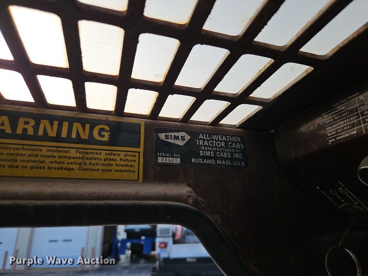 image for item EI8466 1994 Case 1838 skid steer loader