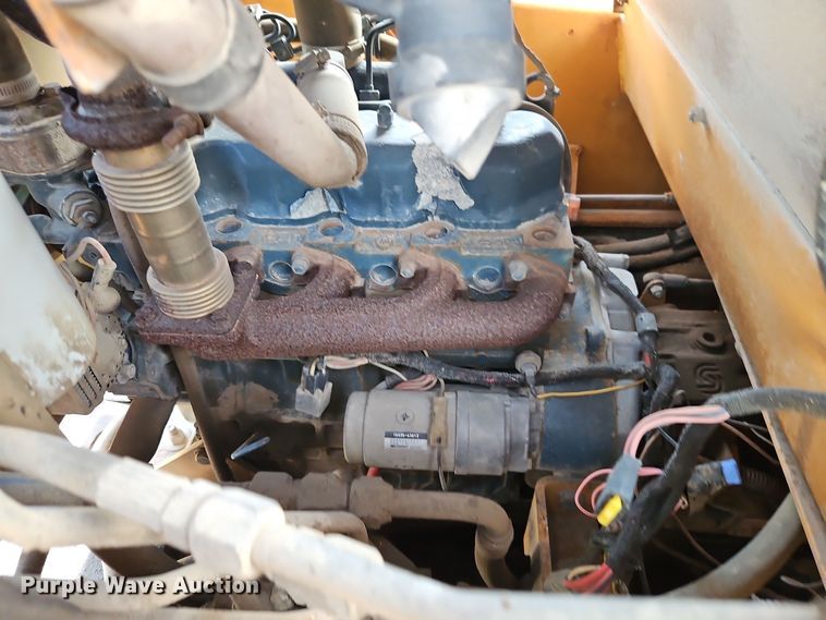 image for item EI8466 1994 Case 1838 skid steer loader