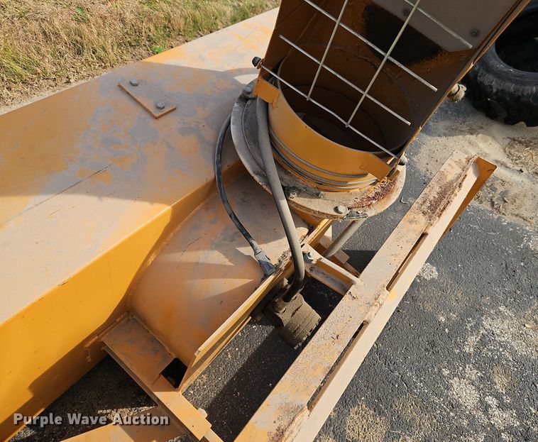 image for item EI8466 1994 Case 1838 skid steer loader