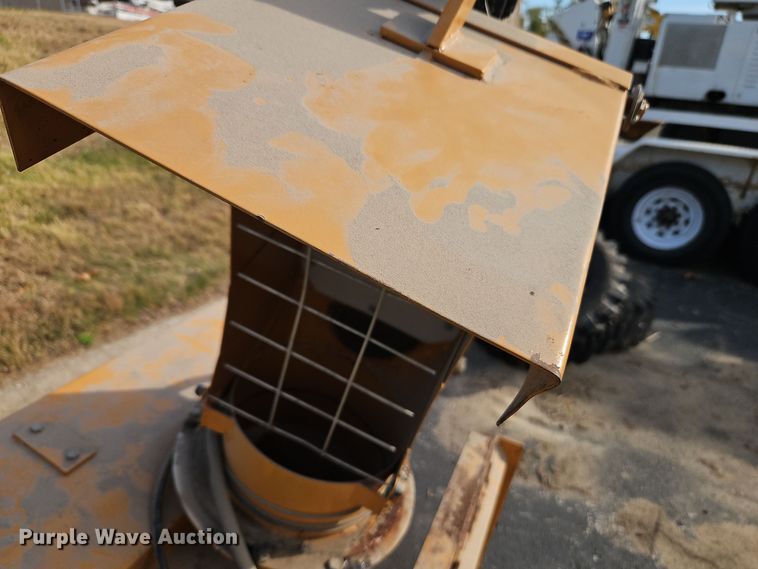 image for item EI8466 1994 Case 1838 skid steer loader