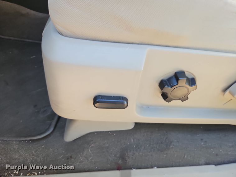 image for item EI8469 2012 Ford Expedition XL SUV