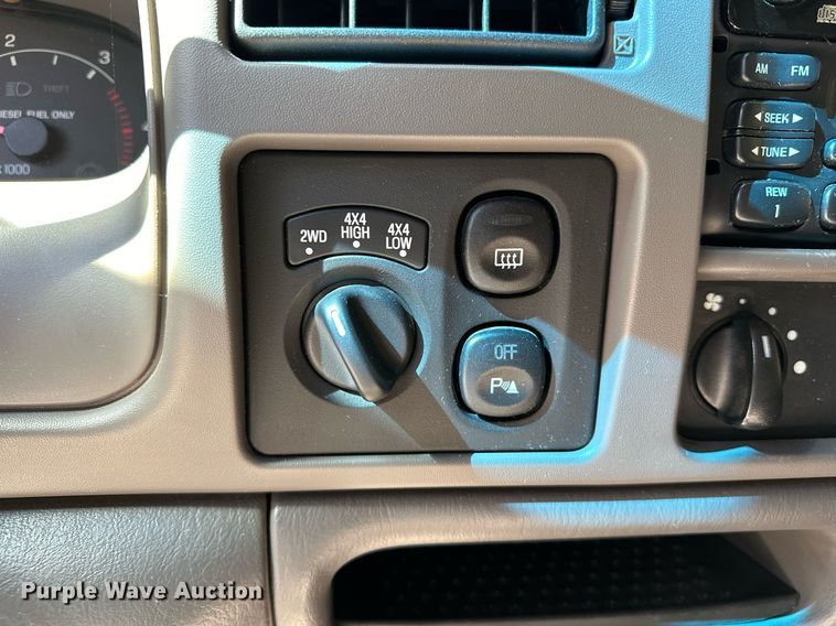 image for item EJ4993 2000 Ford  Excursion  SUV