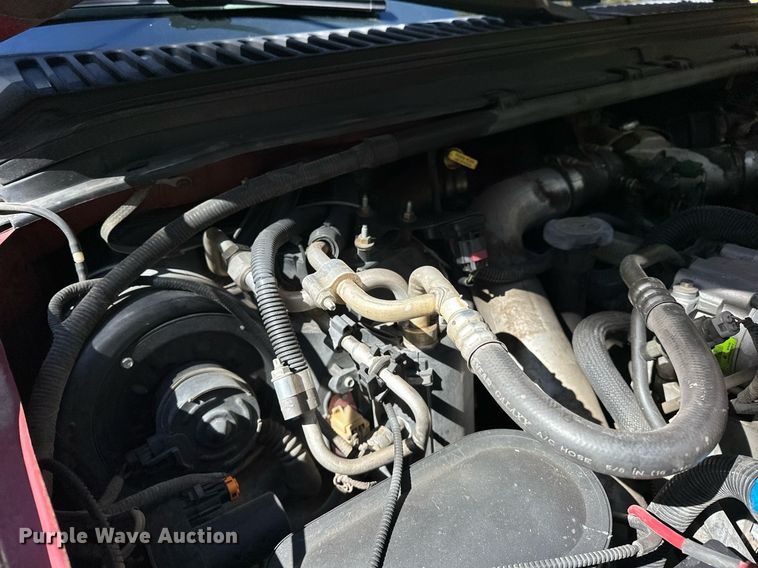 image for item EJ4993 2000 Ford  Excursion  SUV