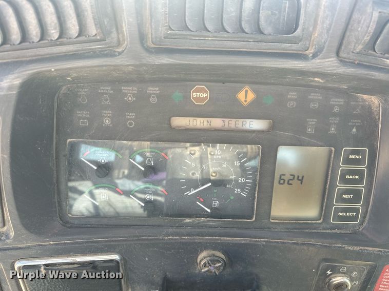 image for item EJ4994 2003 John Deere 624H  wheel loader