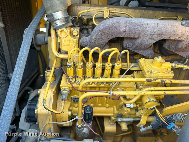 image for item EJ4994 2003 John Deere 624H  wheel loader