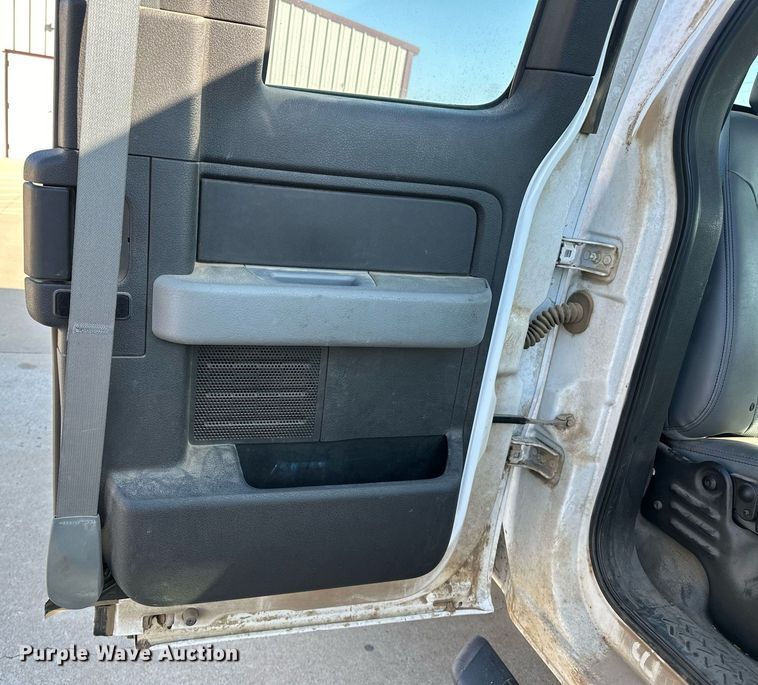 image for item EJ5028 2014 Ford  F150 SuperCab pickup truck