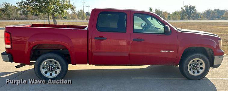image for item EJ5030 2011 GMC  Sierra 1500 Crew Cab pickup truck