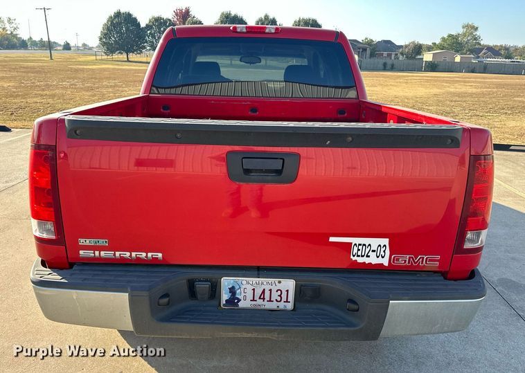 image for item EJ5030 2011 GMC  Sierra 1500 Crew Cab pickup truck
