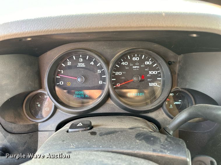 image for item EJ5030 2011 GMC  Sierra 1500 Crew Cab pickup truck