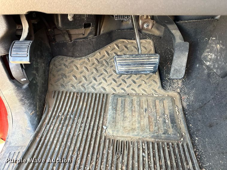 image for item EJ5030 2011 GMC  Sierra 1500 Crew Cab pickup truck