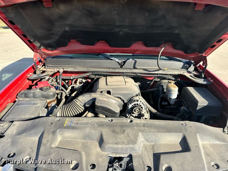image for item EJ5030 2011 GMC  Sierra 1500 Crew Cab pickup truck