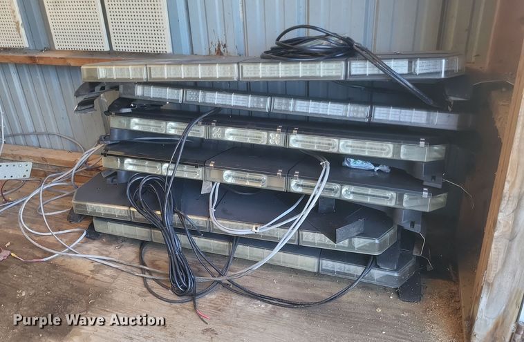 image for item EJ8055 Police equipment