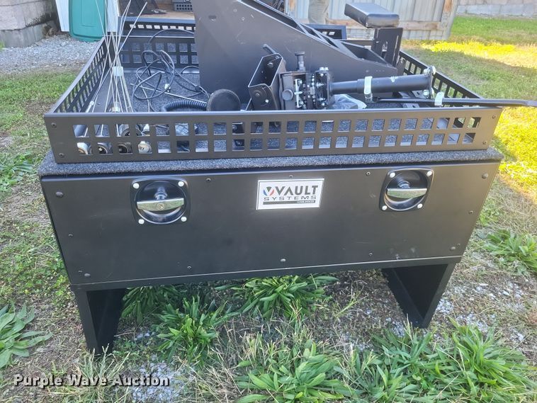 image for item EJ8055 Police equipment