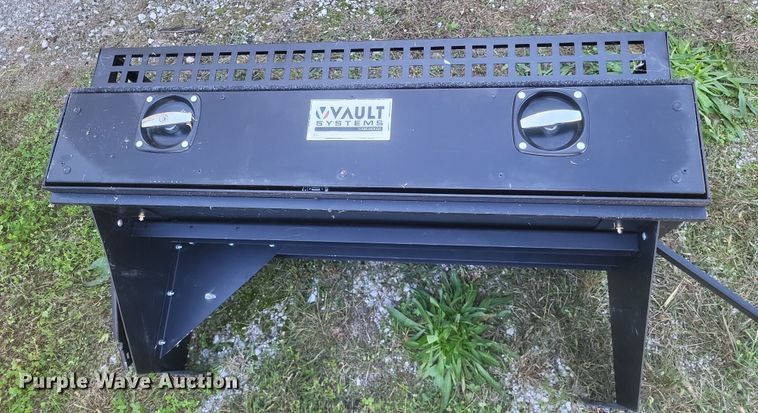 image for item EJ8055 Police equipment