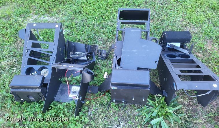 image for item EJ8055 Police equipment