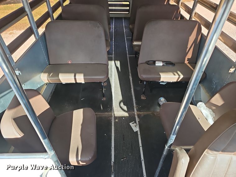 image for item EK0897 1999 International Amtran 3800 prisoner transport bus