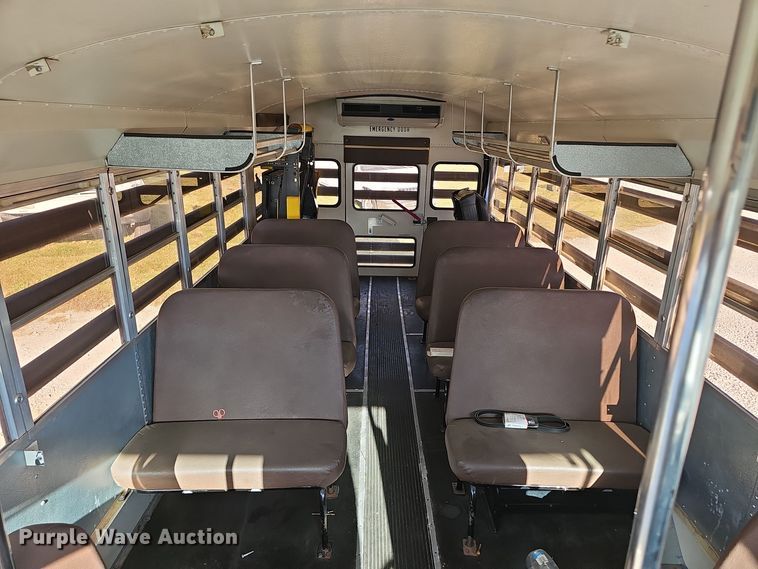 image for item EK0897 1999 International Amtran 3800 prisoner transport bus