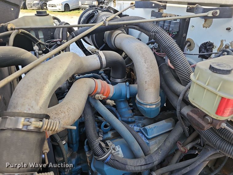 image for item EK0897 1999 International Amtran 3800 prisoner transport bus