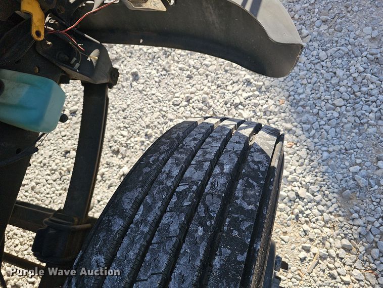 image for item EK0897 1999 International Amtran 3800 prisoner transport bus