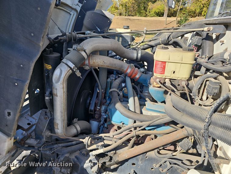 image for item EK0898 1999 International Amtran  3800 prisoner transport bus