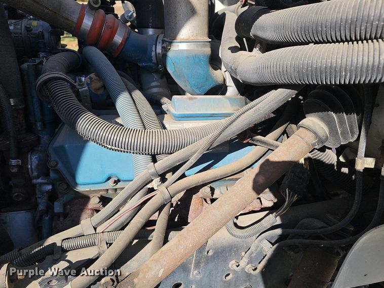 image for item EK0898 1999 International Amtran  3800 prisoner transport bus