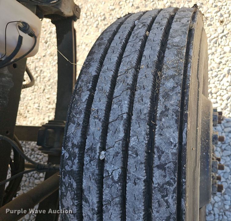 image for item EK0898 1999 International Amtran  3800 prisoner transport bus