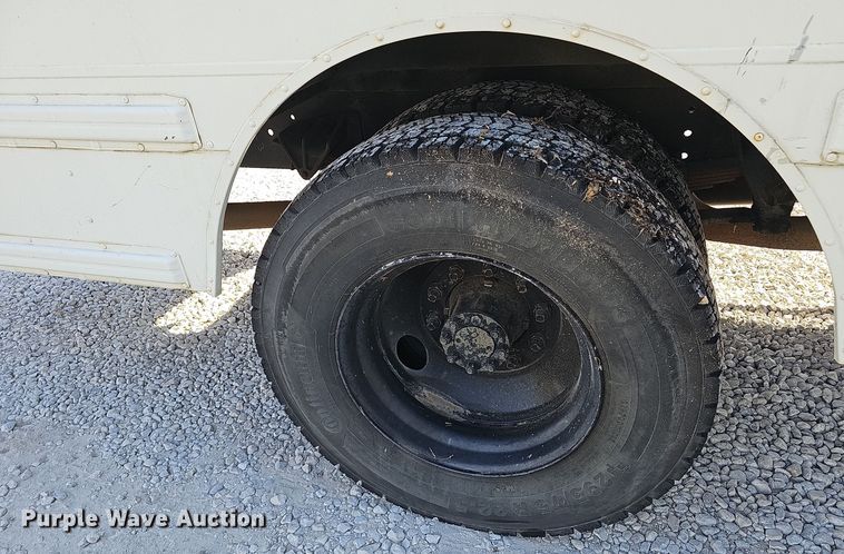 image for item EK0898 1999 International Amtran  3800 prisoner transport bus