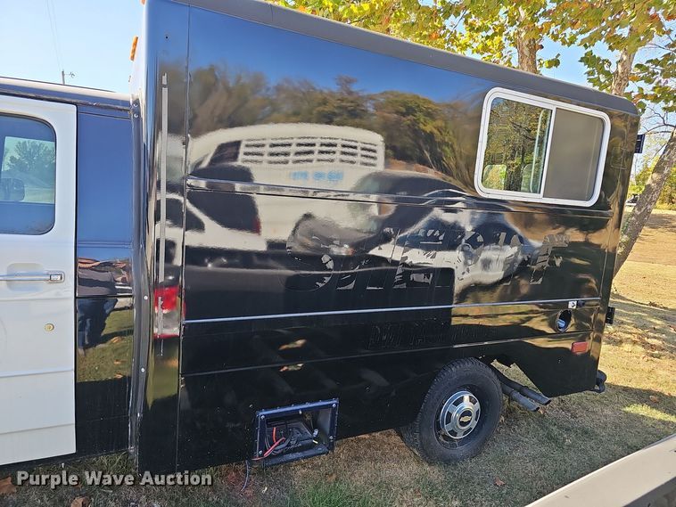 image for item EK0900 1993 Chevrolet G-Series utility van