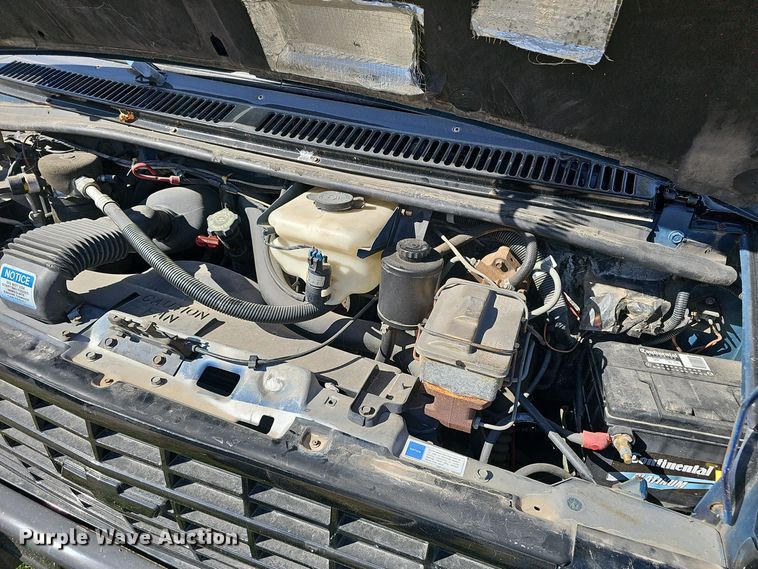 image for item EK0900 1993 Chevrolet G-Series utility van