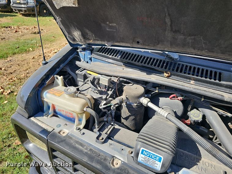 image for item EK0900 1993 Chevrolet G-Series utility van