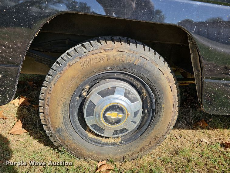 image for item EK0900 1993 Chevrolet G-Series utility van