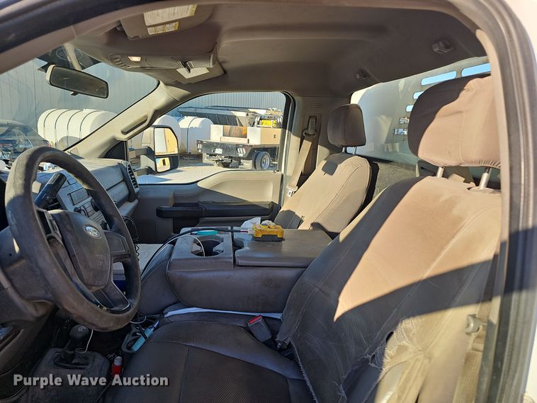 image for item EK0927 2017 Ford F550 dump truck