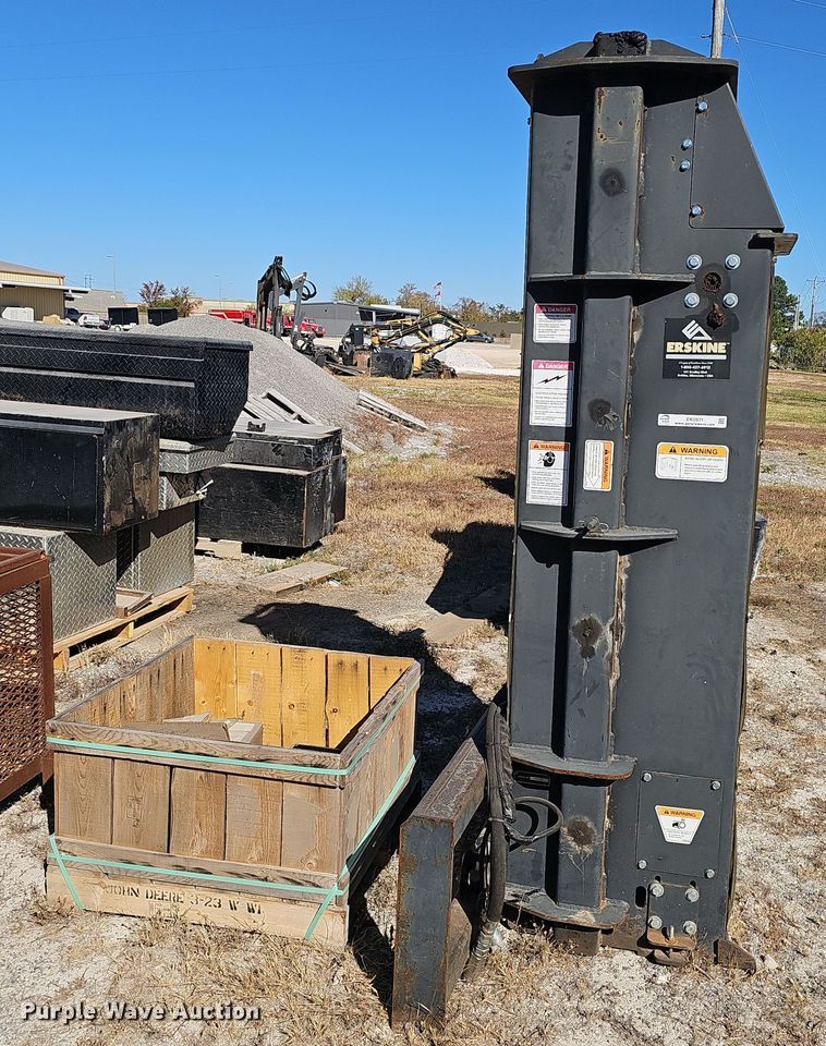 image for item EK0931 Erskine skid steer post driver 