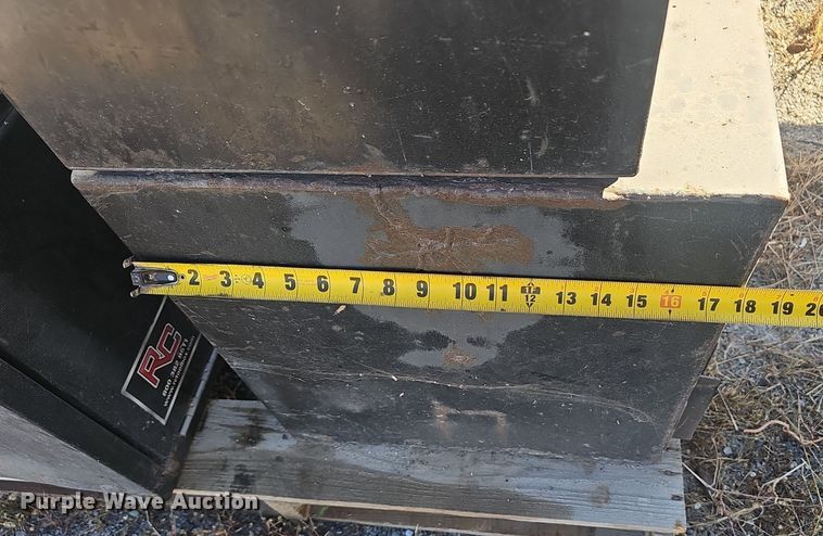 image for item EK0933 (7) toolboxes 