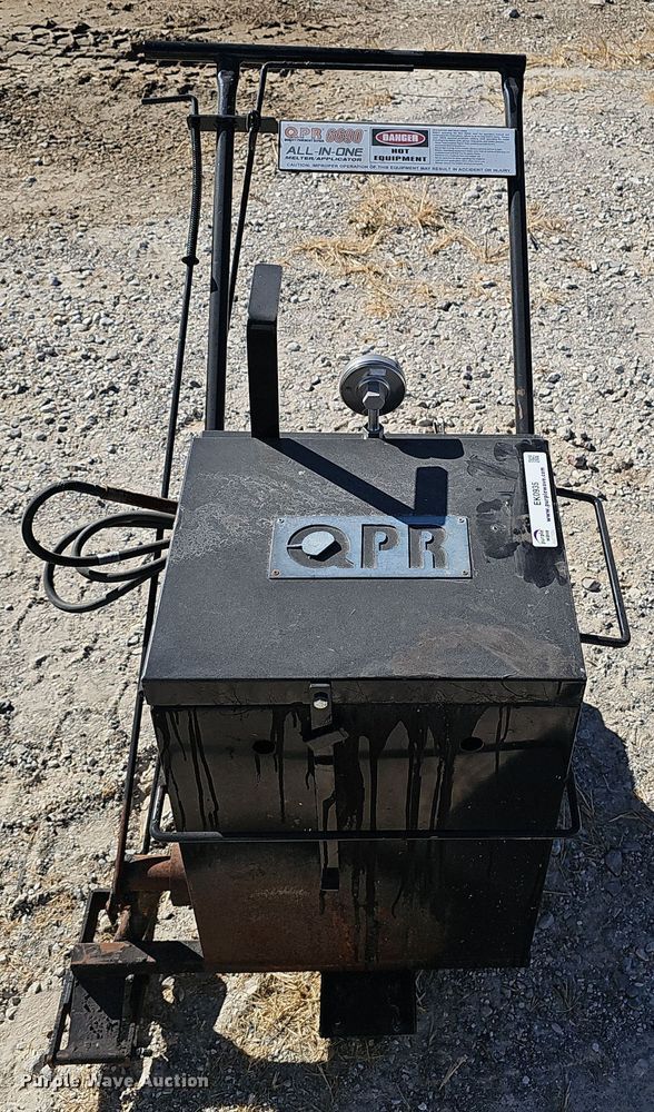 image for item EK0935 QPR 6690 melter applicator