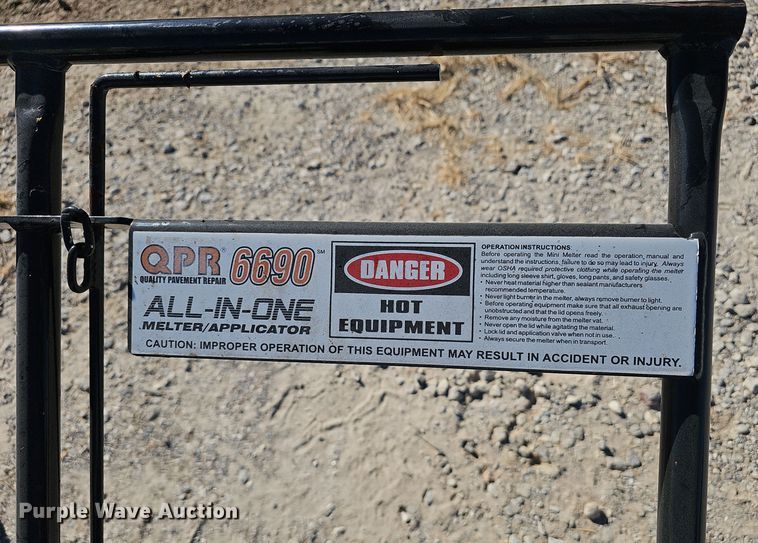 image for item EK0935 QPR 6690 melter applicator