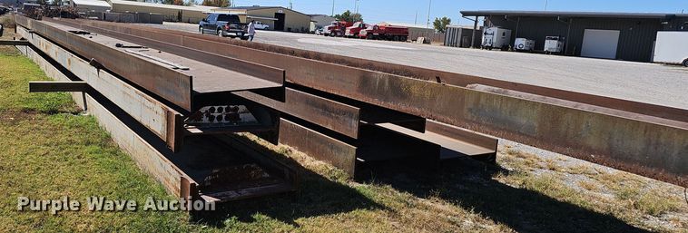 image for item EK0952 (7) steel I-beams