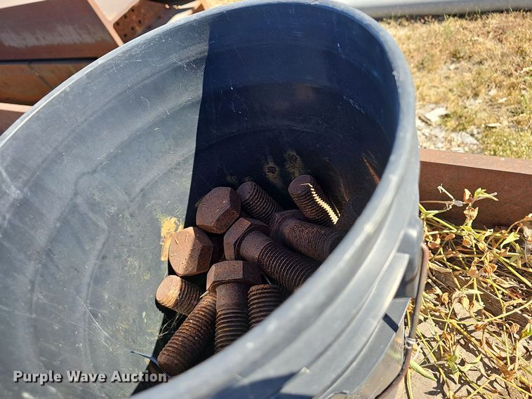 image for item EK0952 (7) steel I-beams