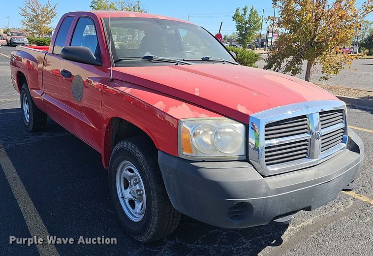 image for item EK0958 2006 Dodge  Dakota  Club Cab pickup truck