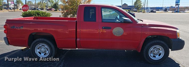 image for item EK0958 2006 Dodge  Dakota  Club Cab pickup truck