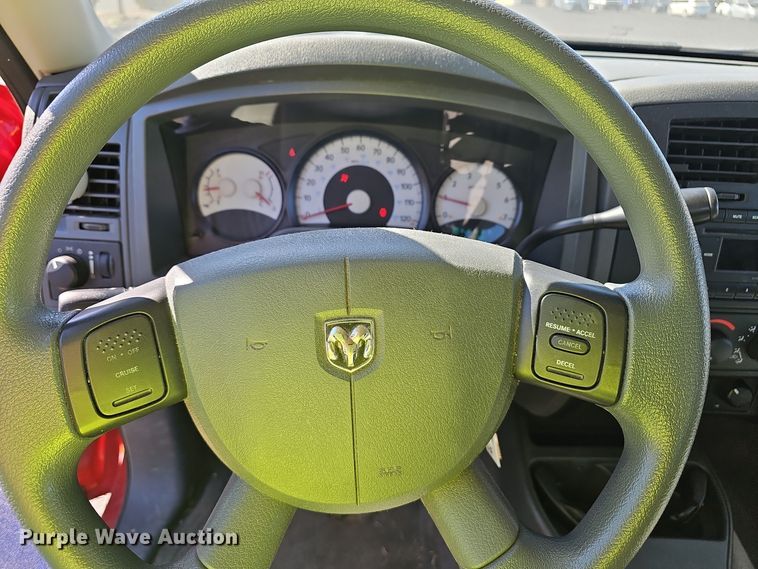 image for item EK0958 2006 Dodge  Dakota  Club Cab pickup truck