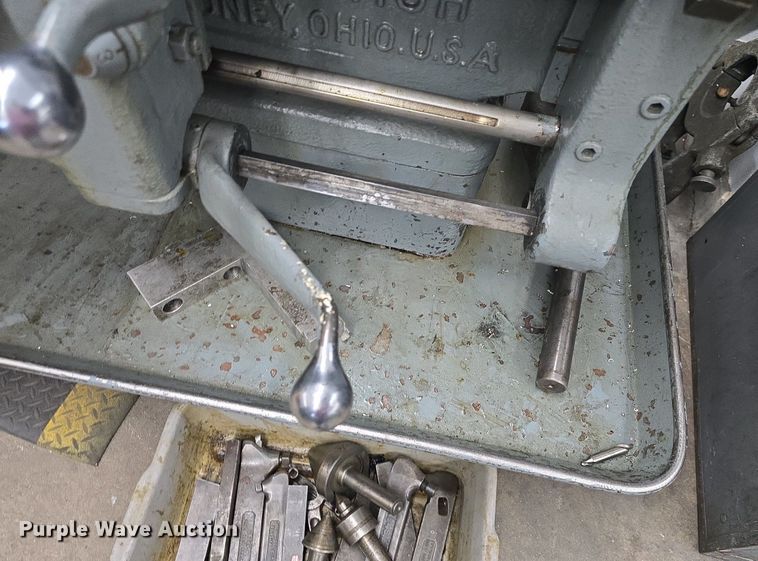 image for item EK2316 1942 Monarch 16