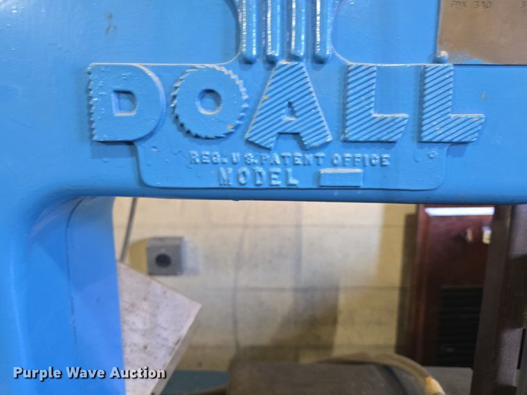 image for item EK2321 1952 DoAll SFP band saw