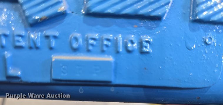 image for item EK2321 1952 DoAll SFP band saw