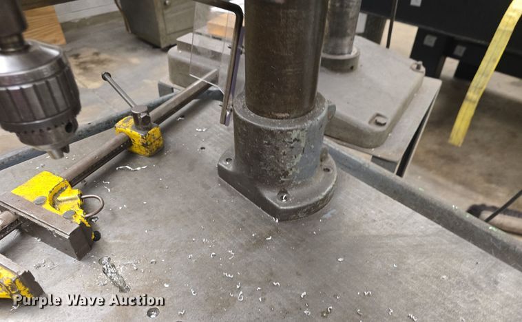 image for item EK2324 (2) Delta drill presses