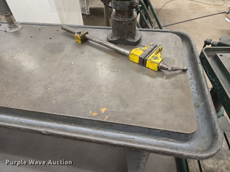 image for item EK2324 (2) Delta drill presses