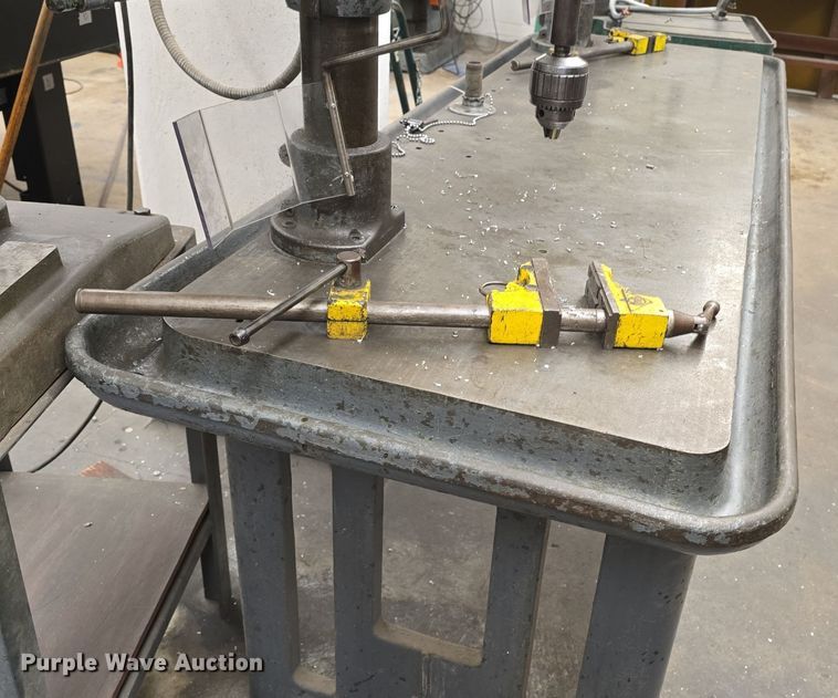 image for item EK2324 (2) Delta drill presses