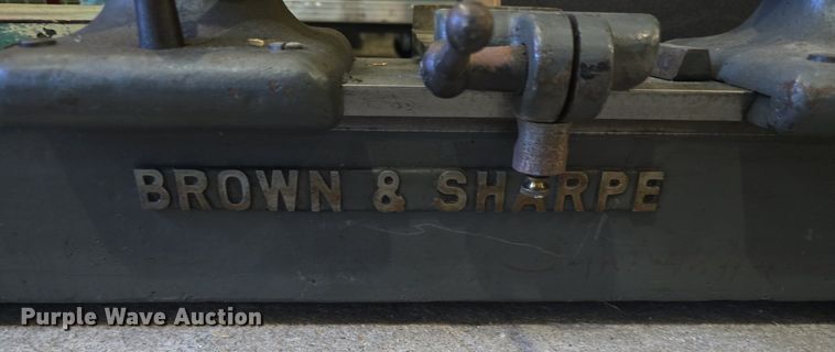 image for item EK2326 Brown & Sharpe pivot center