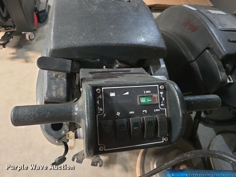 image for item EK2331 (2) Viper floor cleaners